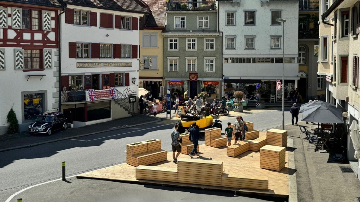 PopUp Piazza sorgt für neue Begegnungen am Marktplatz in Arbon