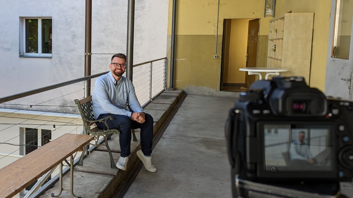 Influencer teilen Einblicke in Firmengründungen