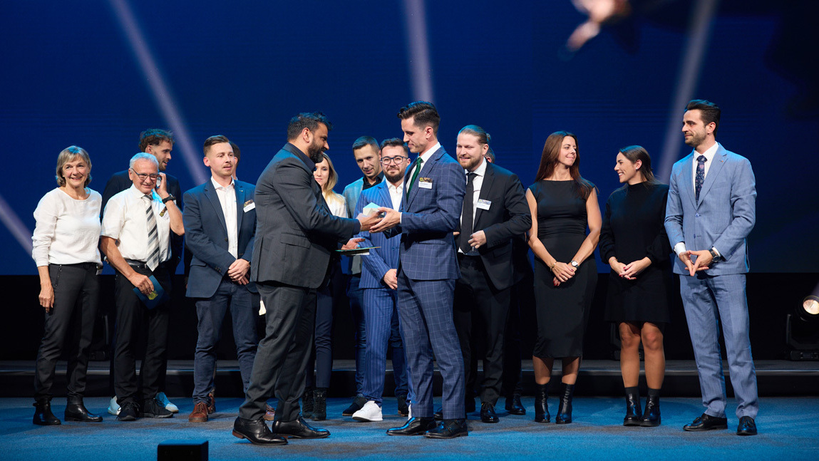 Robonnement aus Altstätten feiert Erfolg beim Digital Economy Award