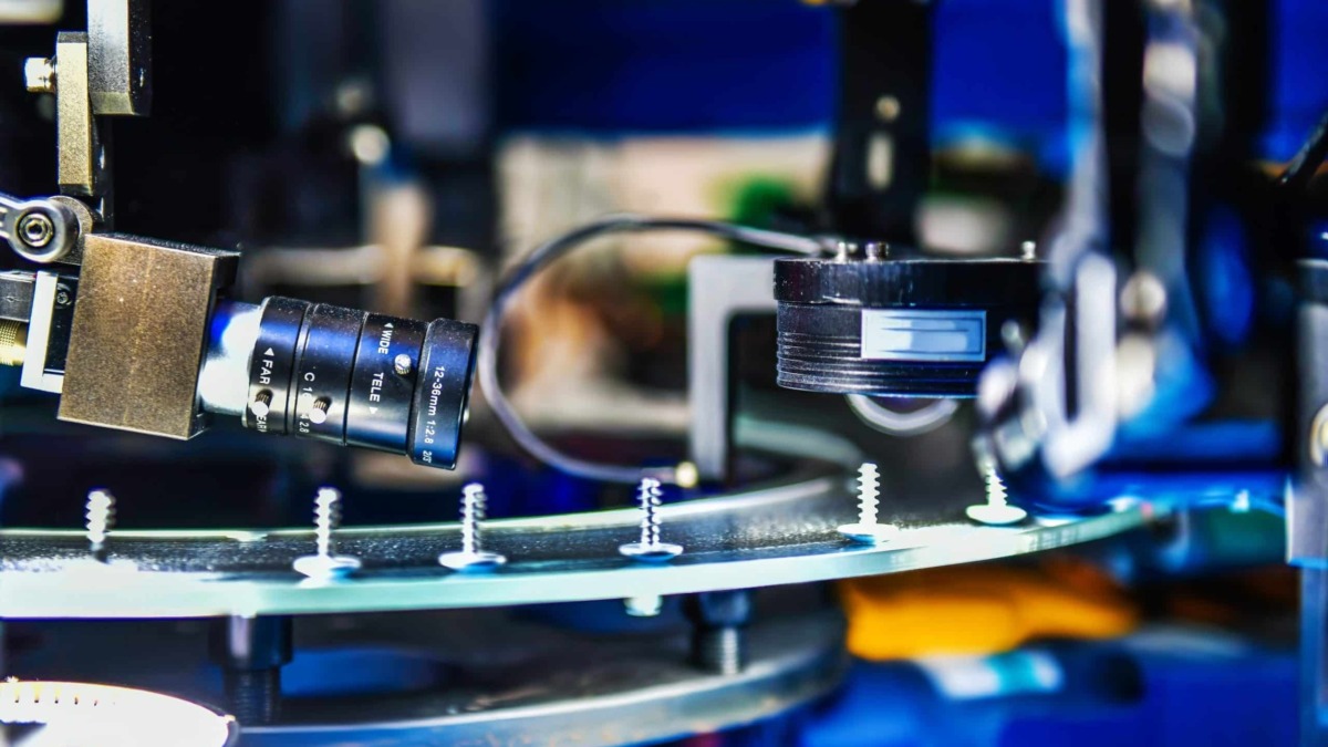Photonik und optische Technologien: Konferenz beleuchtet Smart Manufacturing