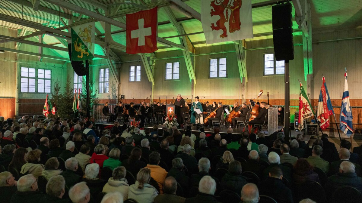 Am offiziellen Festakt sprachen unter anderem Regierungspräsidentin Cornelia Komposch und Bundesrat Alain Berset.