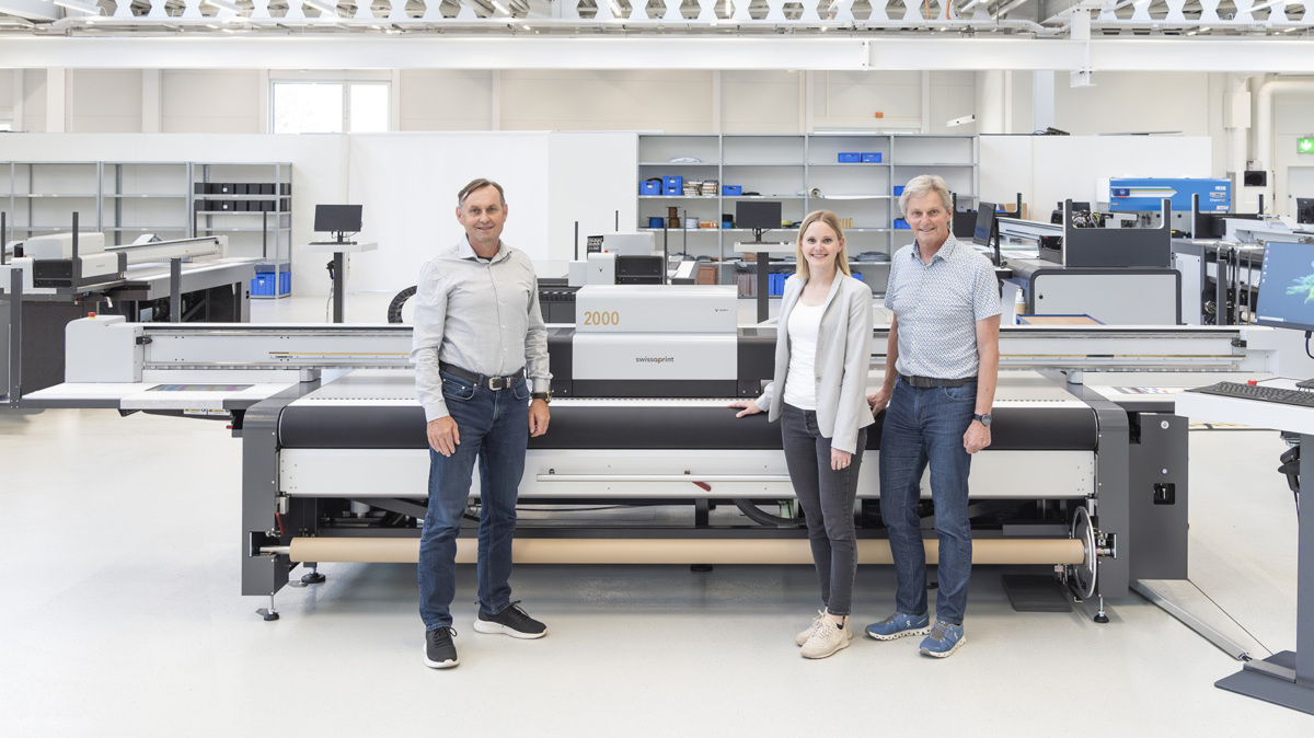 2000. Drucker von swissQprint verkauft