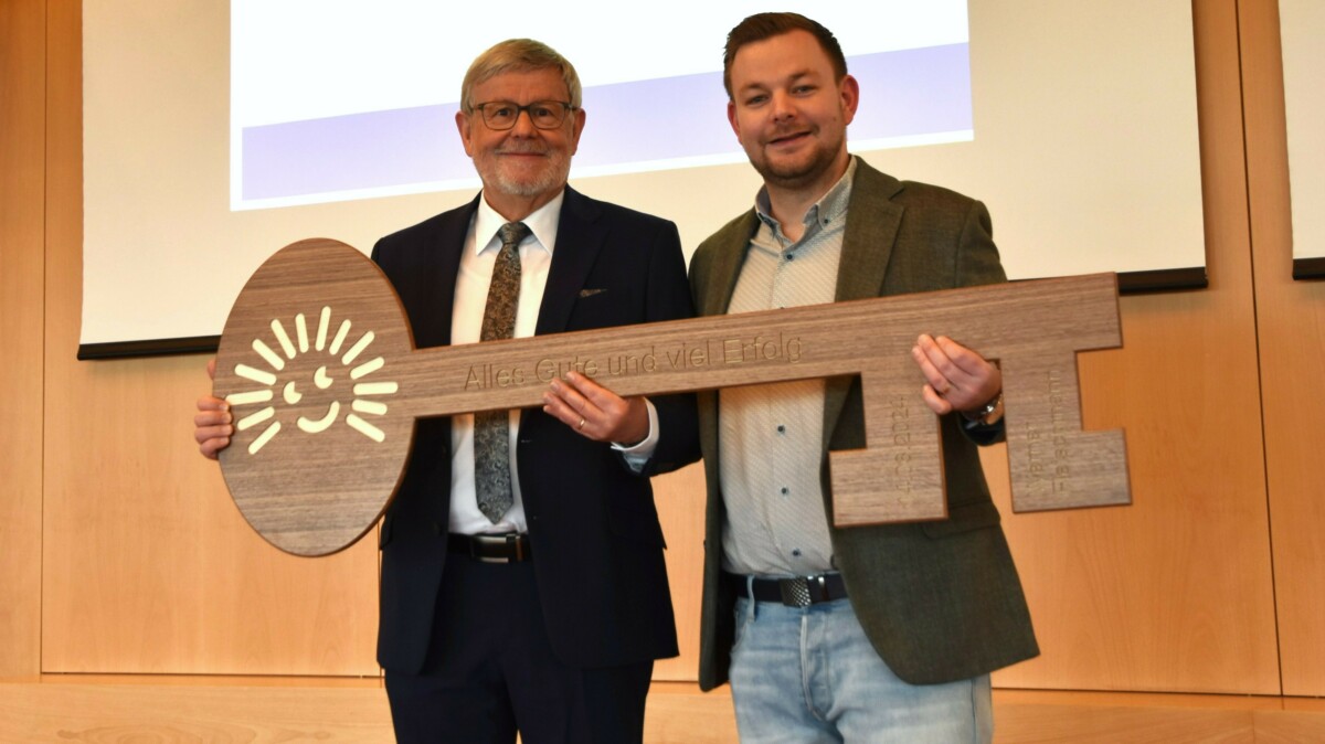Schlüsselübergabe bei Fleischmann Immobilien