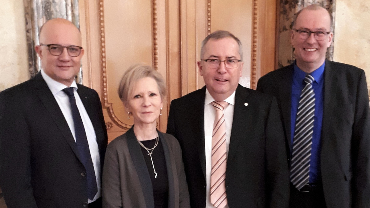 Niquille wiedergewählt