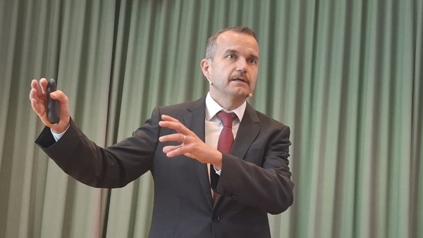 Im schwierigen Umfeld gelassen die Ruhe bewahren