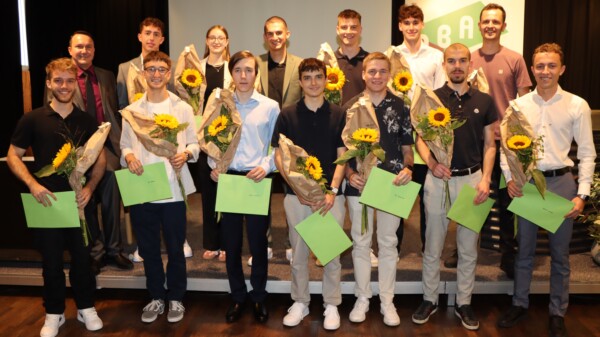 14 junge Berufsleute mit «Champions»-Titel ausgezeichnet