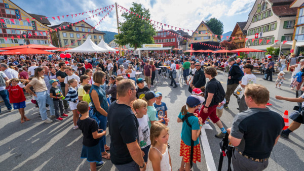 15’000 feiern in Appenzell das Jubiläum der Kantonalbank