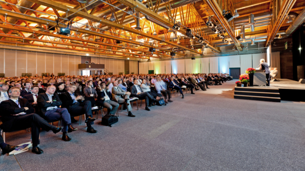 Schulterschluss im Kongress-Business