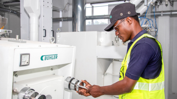 Bühler testet Anwendung von heimischem Getreide in Nigeria