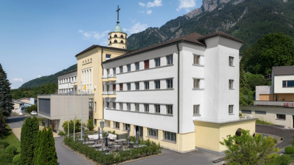 «b_smart» sucht neuen Pächter für das «Restaurant RUUF»