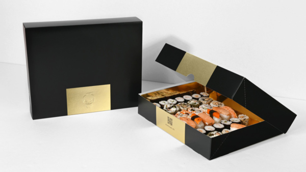 Model entwickelt Edel-Verpackung für Zürcher Sushi-Restaurant