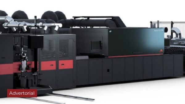 Neue Dimensionen im Druckwesen: Installation zweier hochmoderner Druckmaschinen