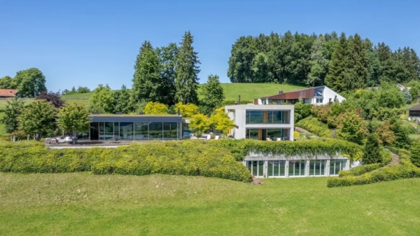 Vincenz' Villa soll verkauft werden