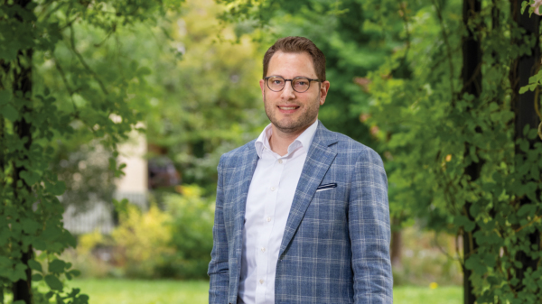 Alte Zöpfe abschneiden